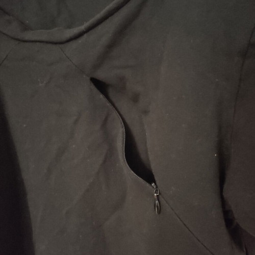 Nursing shirt used, size M with zipper