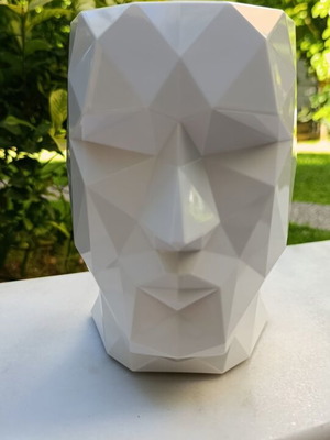 Vondom Adan Nano decorative vase like new, glossy white design by Teresa Sapey