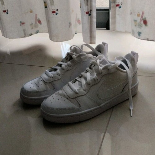 Nike sneakers like new, white, size 37.5 unisex