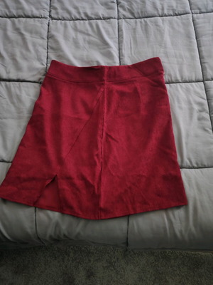 Mini skirt corduroy Shein like new, red, size M