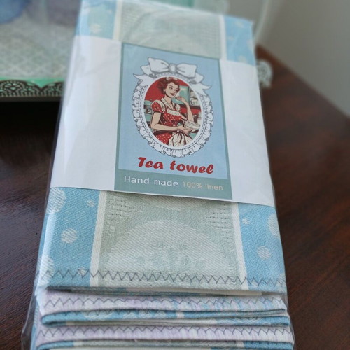 Kitchen towels set of 2 linen, new