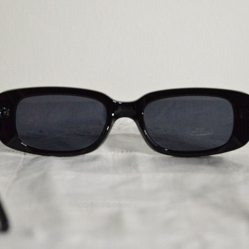 Black elongated sunglasses like new