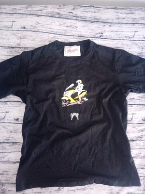 Damaged Jeans t-shirt new, size S