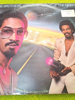 The Brothers Johnson Light Up The Night LP μεταχειρισμένο, R&B Soul