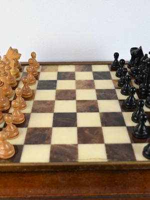 Chess set used, complete, 33 cm