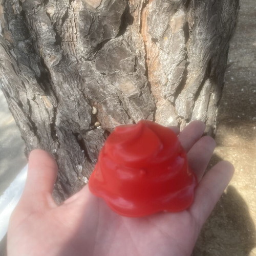 Jumbo beach toy in red for sand