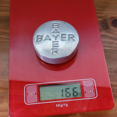 Bayer Aspirin 0.5 paper weight used