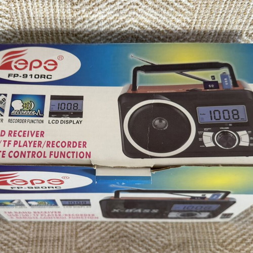 Fepe FP-910RC X-Bass portable digital radio