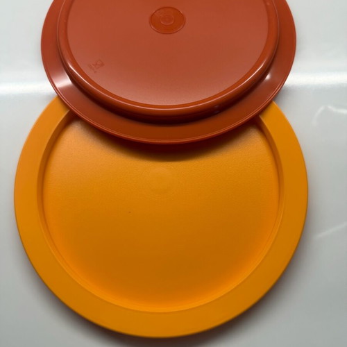Tupperware plate set new, hard plastic, ideal for babies