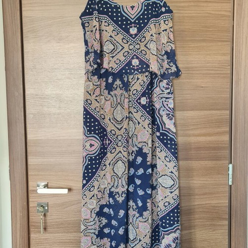Flowy summer dress with paisley pattern like new, beige and blue