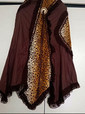 Satin skirt with lace and velvet leopard fabric like new