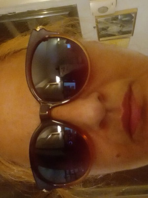 Vintage sunglasses like new, brown and gold