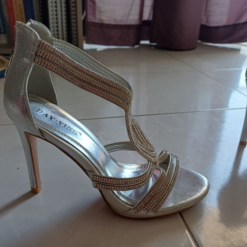 Silver high-heeled sandals, size 37