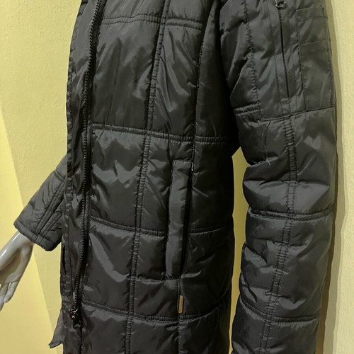 Extreme women's black jacket S with broken zipper like new
