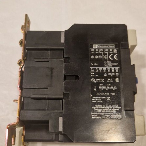 Telemecanique LC1 D50 11 Industrial Power Relay New
