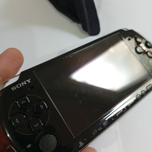 PSP 3000 Console used with charger and FIFA 06 game