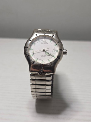 Catamaran Pacific wristwatch, quartz, silver