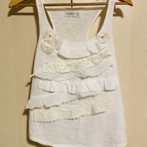Abercrombie & Fitch sleeveless blouse like new, organic cotton, white