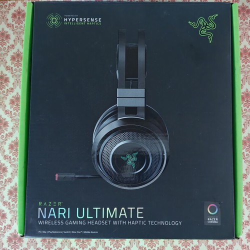 Razer Nari Ultimate headset new, hybrid connection