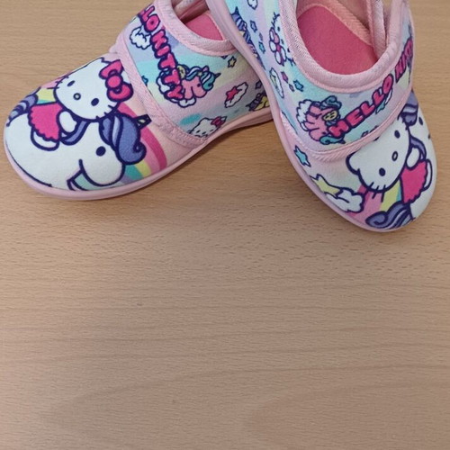 Hello Kitty winter slippers like new, size 24, pink