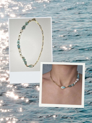 Golden Treasures summer gold steel necklace with white-turquoise shell