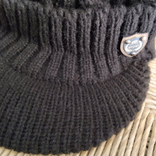 Men's hat cap new, black, one size