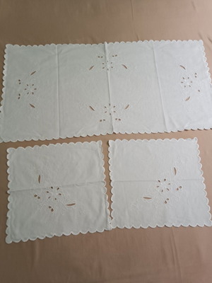 Set of 3 white embroidered table runners like new