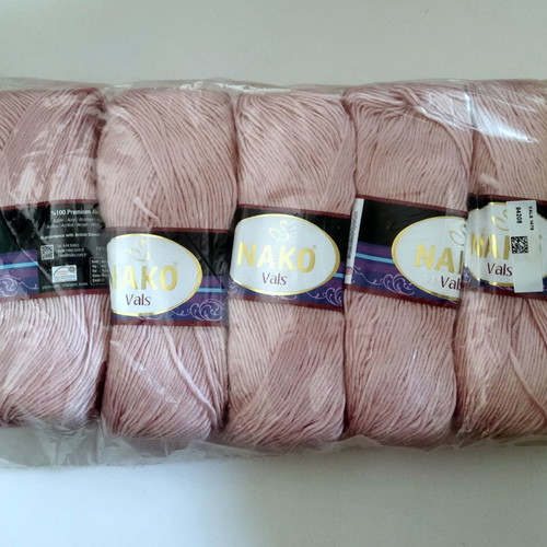 Nako Vals knitting yarn new, salmon color, all together