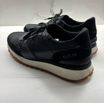 Guess men's casual shoes size 43 black like new