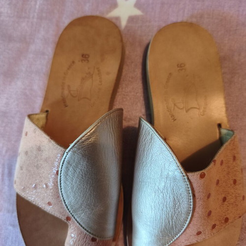 Flat leather sandals, silver and salmon, handmade, size 36