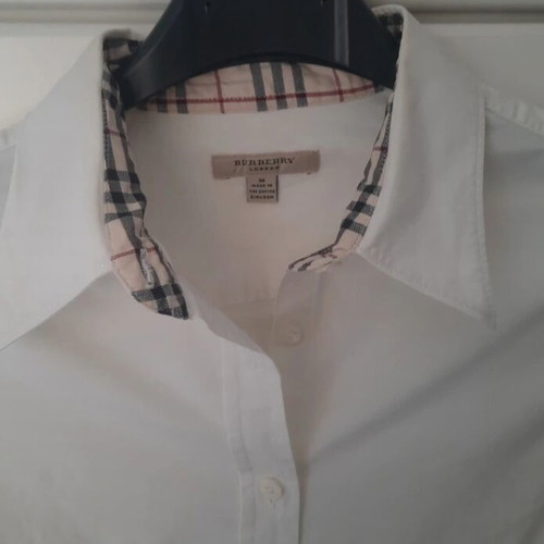 Burberry women's shirt size M like new, white