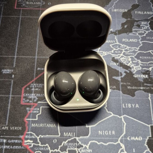 Samsung Galaxy Buds2 like new without replacement silicone tips