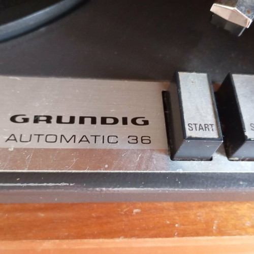 Grundig Automatic 36 vintage record player cabinet