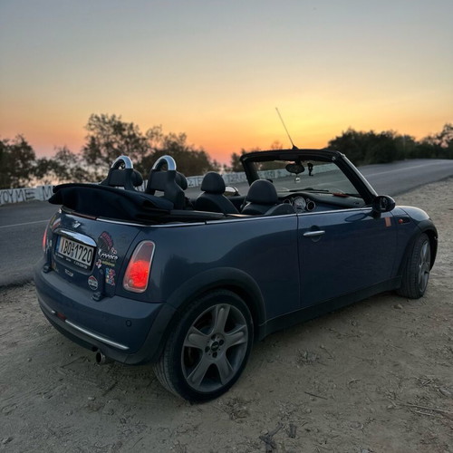 Mini Cooper Cabrio used, Cool Blue color, 5-speed, full waterproofing