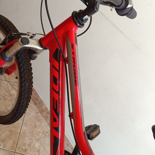 Ideal Strobe 20" children's mountain bike with aluminum frame, red, helmet included