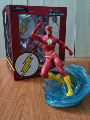 The Flash αγαλματίδιο Diamond Select σαν καινούργιο