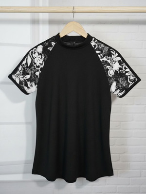 No Shame T-shirt, size S, black and white