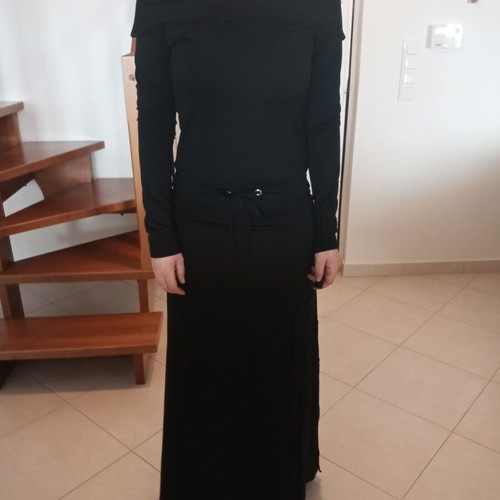 Off-the-shoulder maxi black dress like new, one size