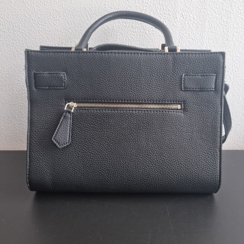 Guess shoulder handbag black used with detachable strap