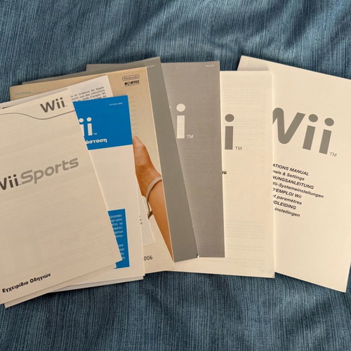 Nintendo Wii Manual complete like new