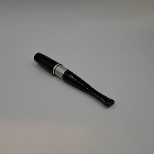Vintage cigarette holder set used, classic two-tone design