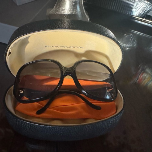 Balenciaga women's black sunglasses like new