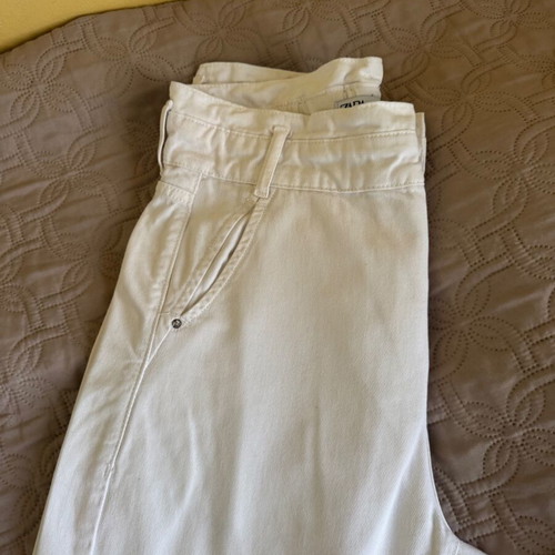 Zara Jeans white like new, size 34
