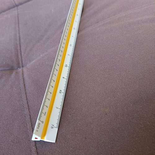 Triangular scale ruler like new