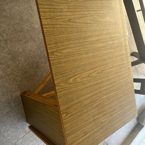 Folding dining table like new, compact and sturdy