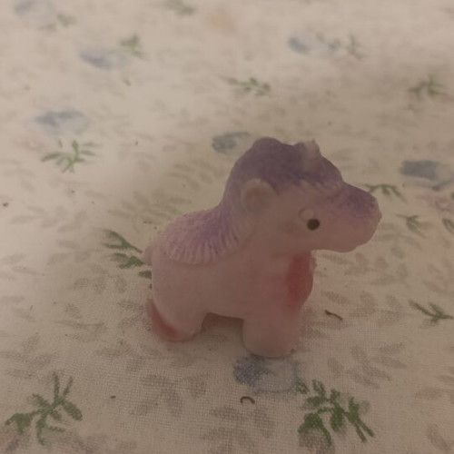 Unicorn miniature like new, 5 cm with horn