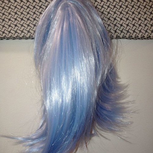 Anime wig and hair accessories new, asymmetrical short bob with bangs