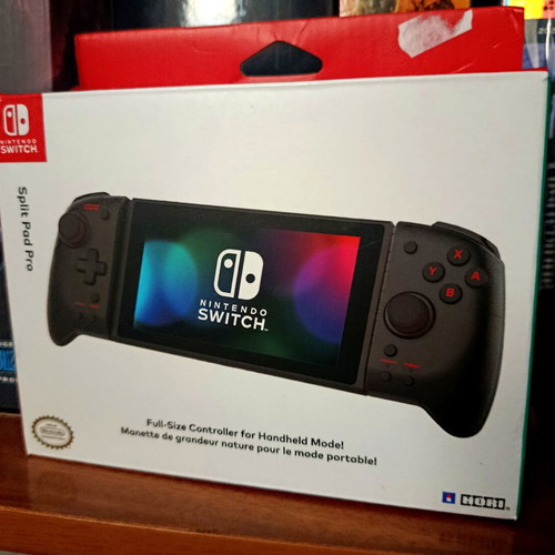Hori Split Pad Pro Nintendo Switch controller like new