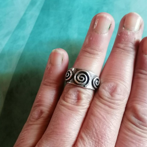 Silver 925 ring with embossed spirals new, size 52 (US 6.5)