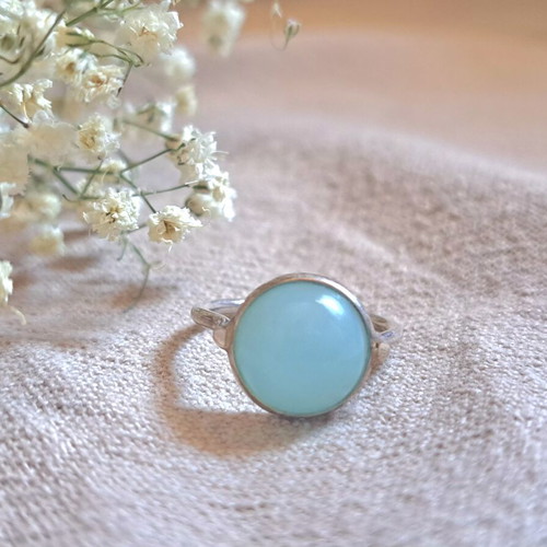 Silver ring with natural aqua chalcedony, like new, size 54